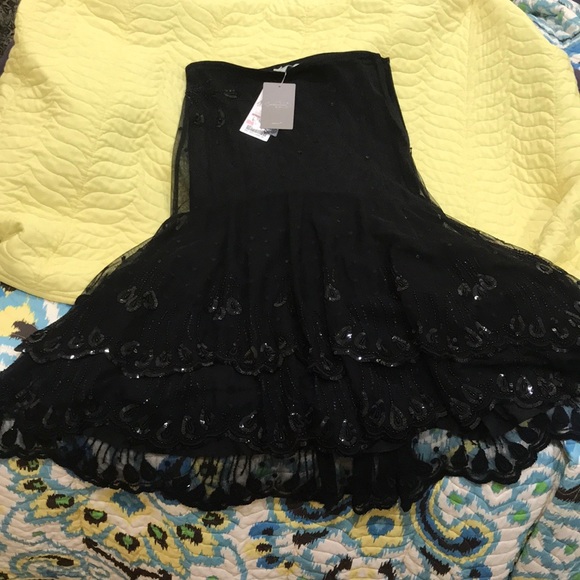 Anthropologie Dresses & Skirts - Odille black sequin Flare - high low skirt Size 2